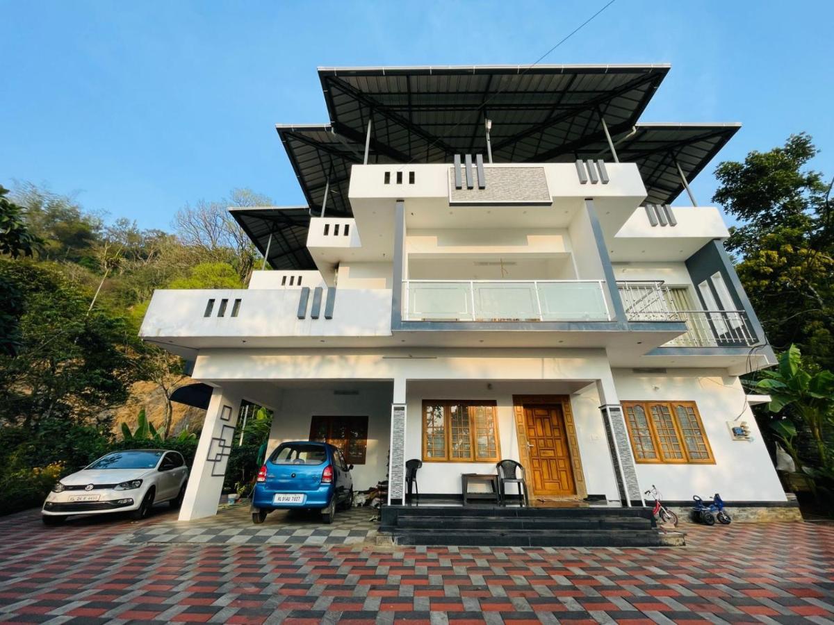 Homestay Nandana's Residency *