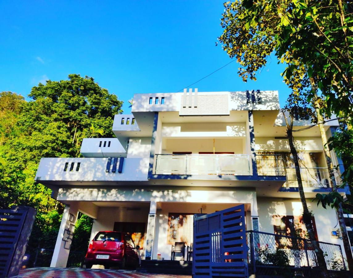 Homestay Nandana's Residency *
